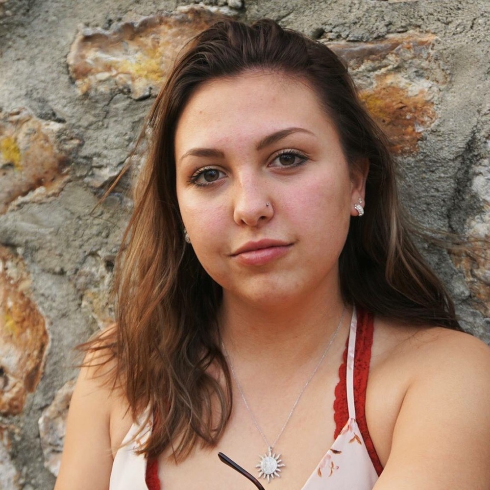 Meet your Posher, Julia